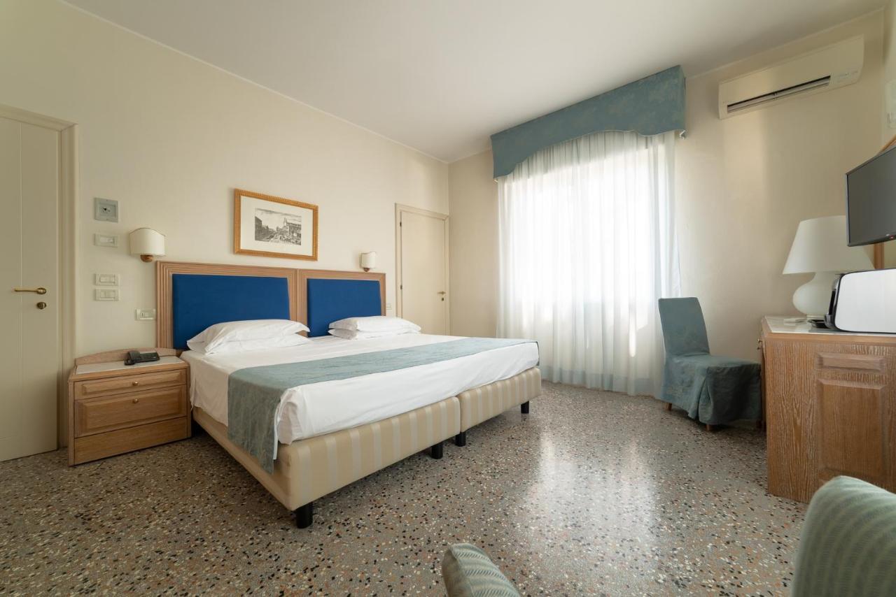 Hotel La Dependance By Casa Bianca Lido di Jesolo Exteriér fotografie