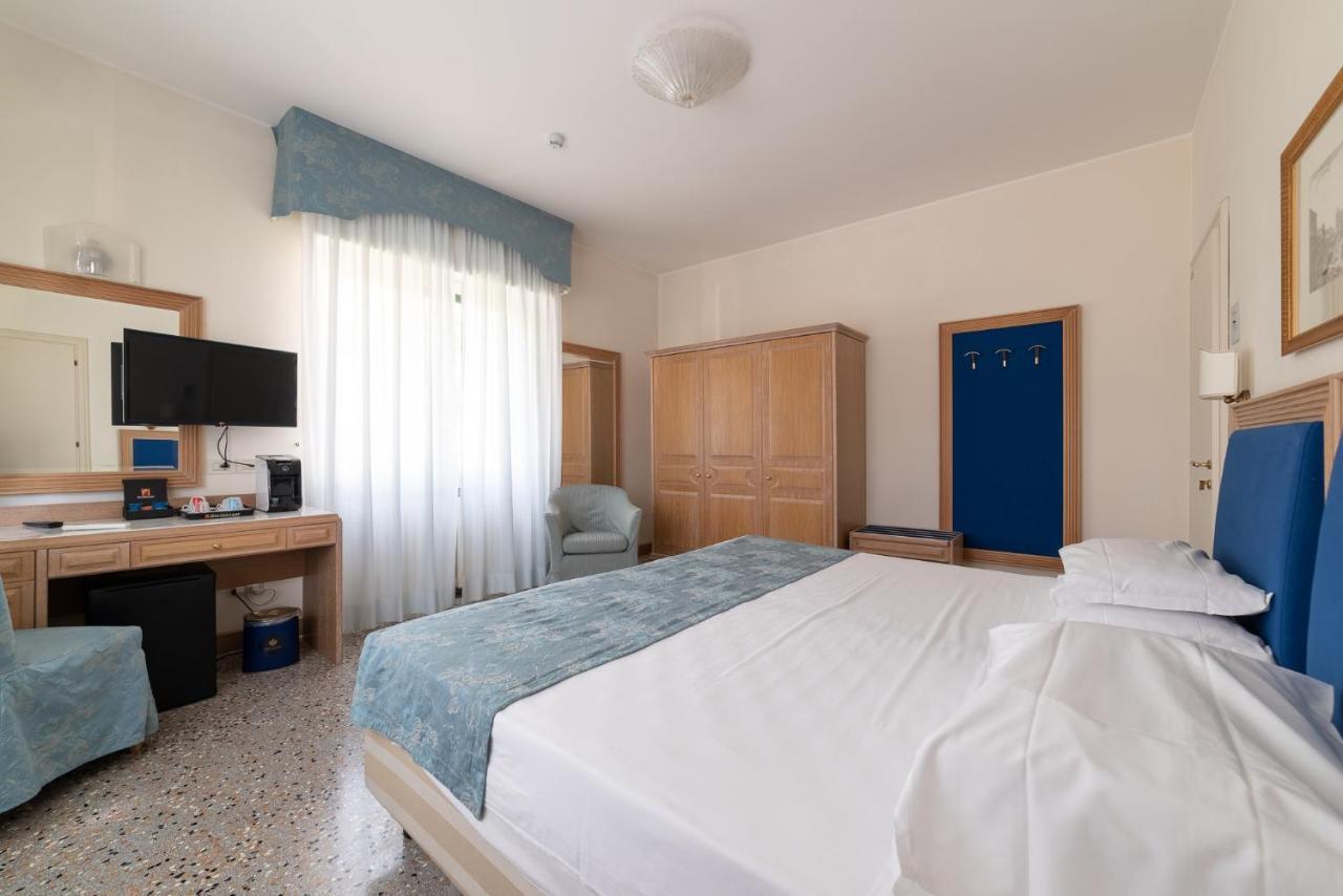 Hotel La Dependance By Casa Bianca Lido di Jesolo Exteriér fotografie